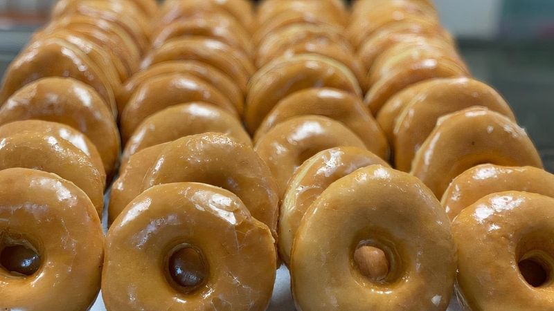 Cha Cha's Hiland Bakery