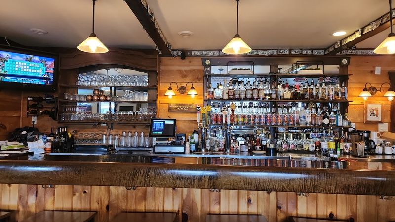 Old Trail Tavern + Steak - Liverpool