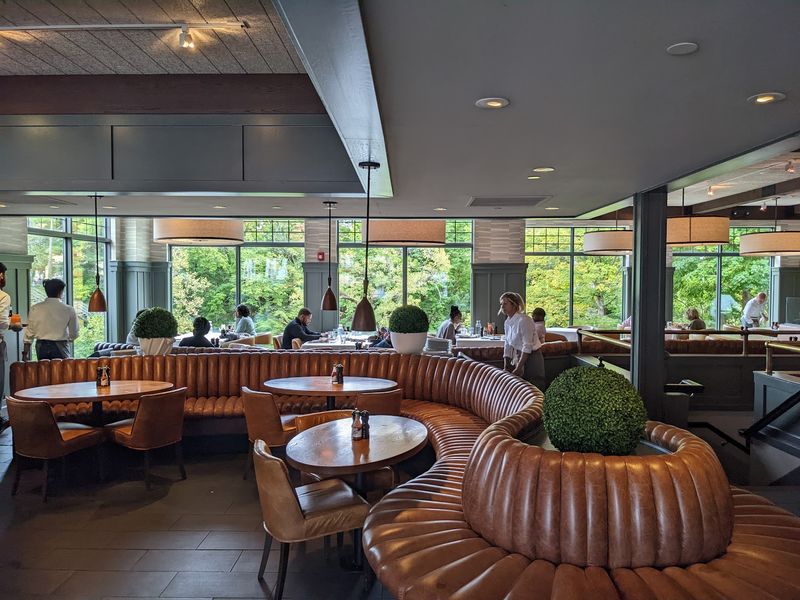 Chagrin Falls Village And 17 River Grille, Chagrin Falls Chagrin Falls Village And 17 River Grille, Chagrin Falls