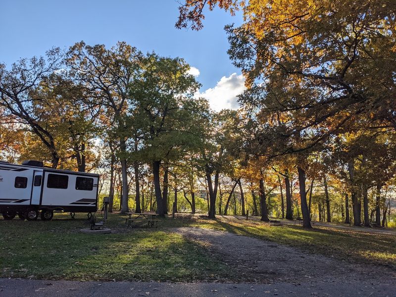 Chain O' Lakes State Park Campground, Spring Grove