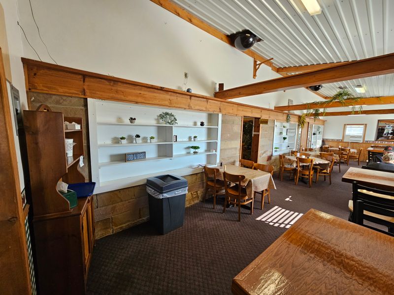 Knepp's Restaurant & Gift Shop – Washington