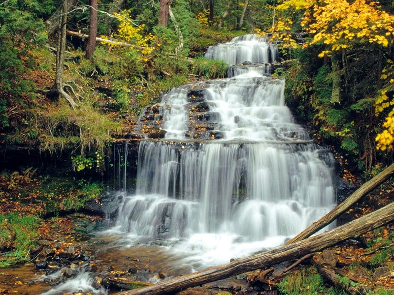 Wagner Falls Scenic Site Trail