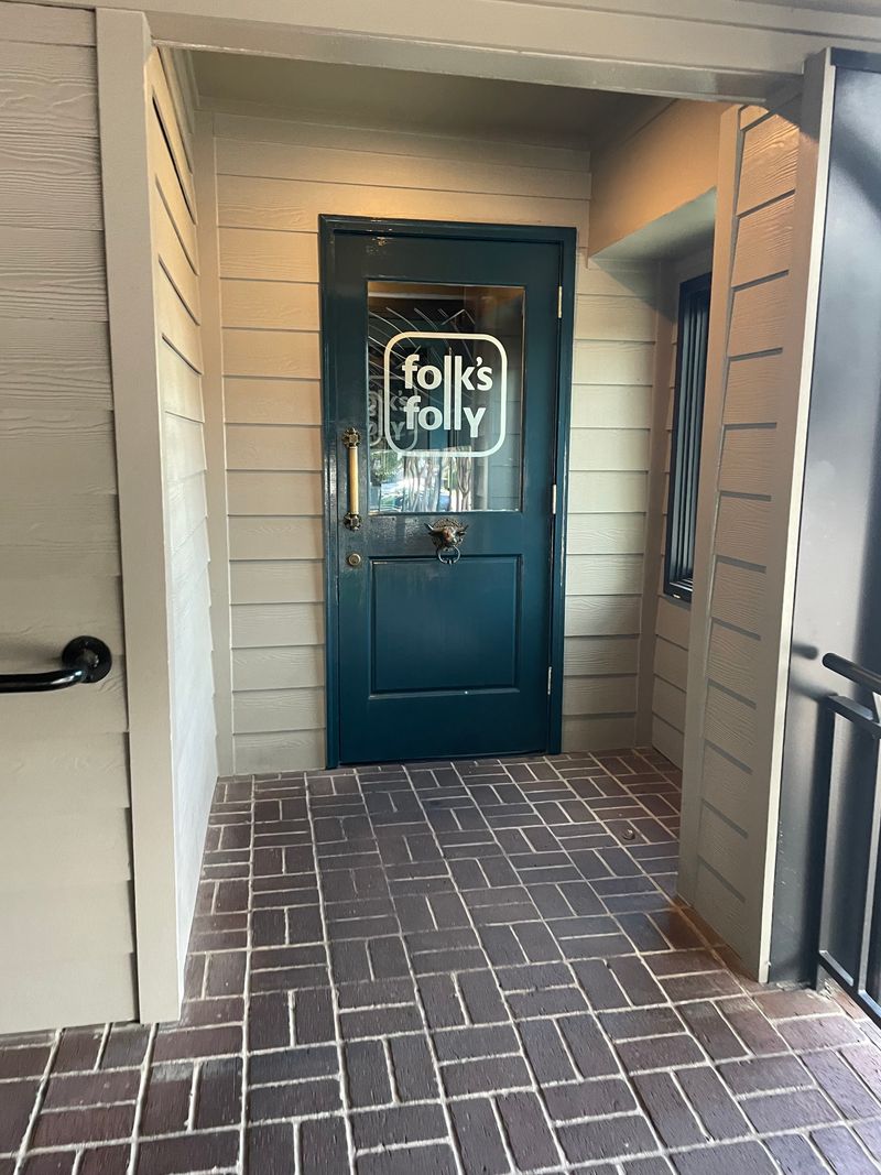 Folk’s Folly Prime Steak House