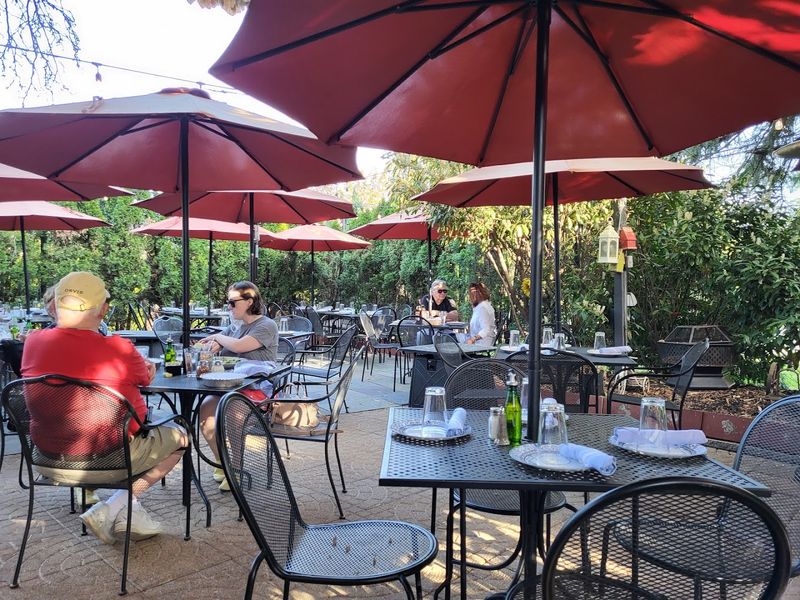 Vecchia Osteria, Newtown