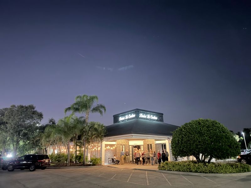 Linda’s La Cantina Steakhouse