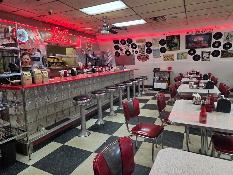 Charlie Parker's Diner, Springfield, IL Charlie Parker's Diner, Springfield, IL
