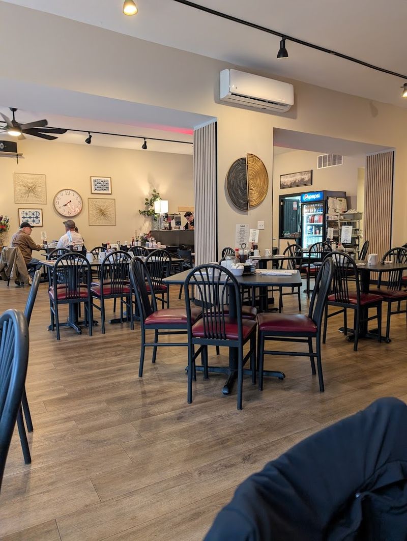 Charlie's Place Eatery