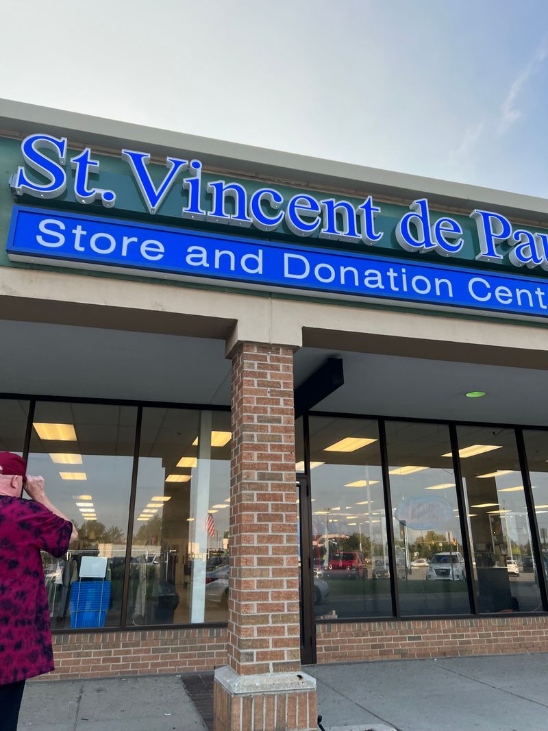 St. Vincent De Paul Store, Utica