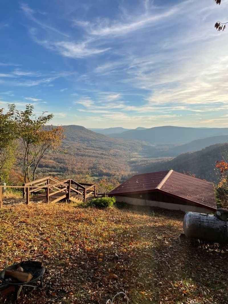 Waking Up On The Canyon Rim