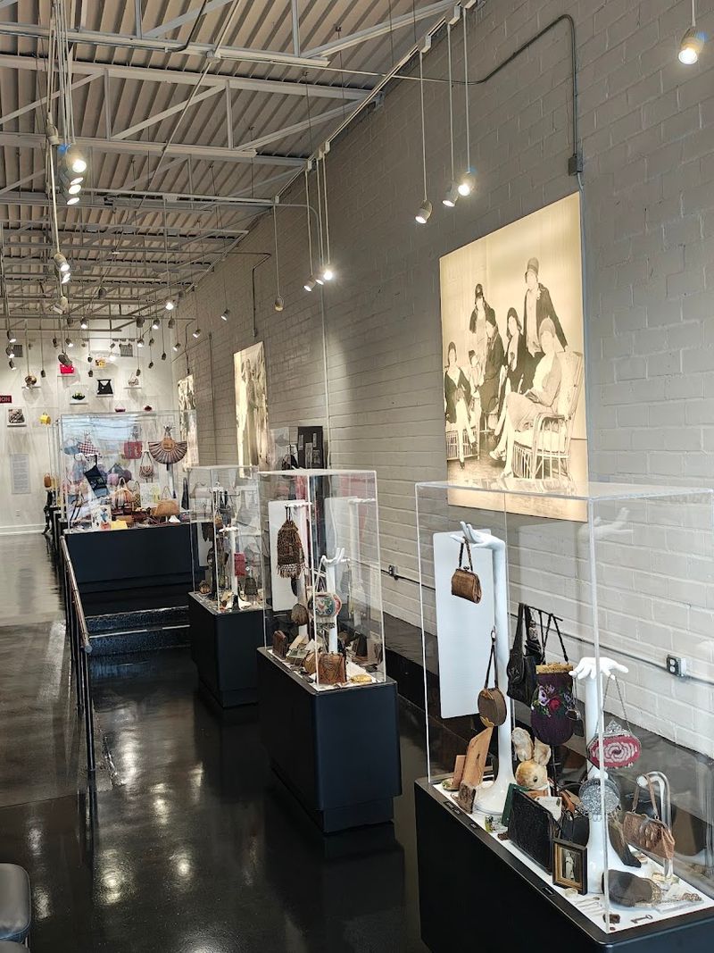 Charming Displays With Feminine Flair