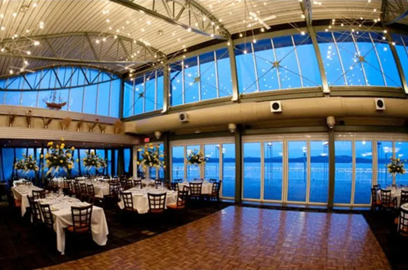 The Water Club: Manhattan's Floating Fine Dining Classic