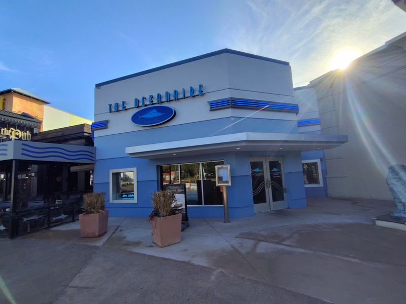 The Oceanaire Seafood Room — 9101 International Blvd Suite 1002, Orlando