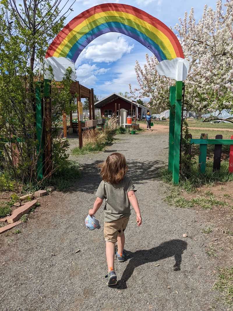 Check Hawthorn Farm Stand Hours Before Your Errands