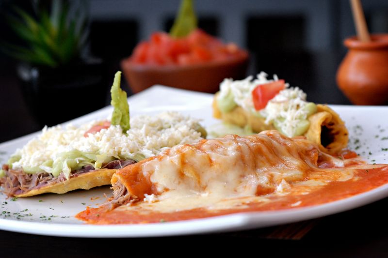 Cheese Enchiladas With Chili Gravy Cheese Enchiladas With Chili Gravy