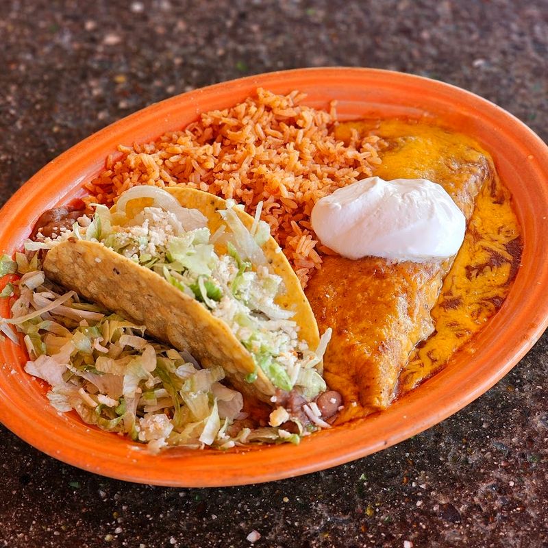 The Combination Plate That Answers Every Craving