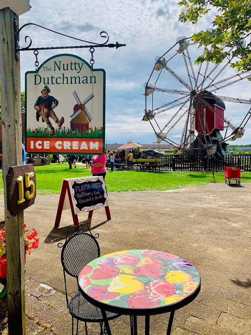 Ride The Vintage Ferris Wheel