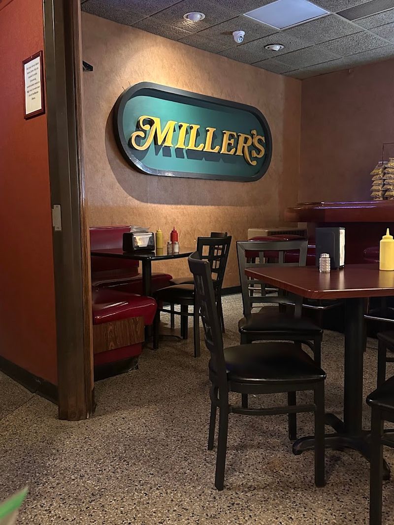 Seat, Settle, Observe