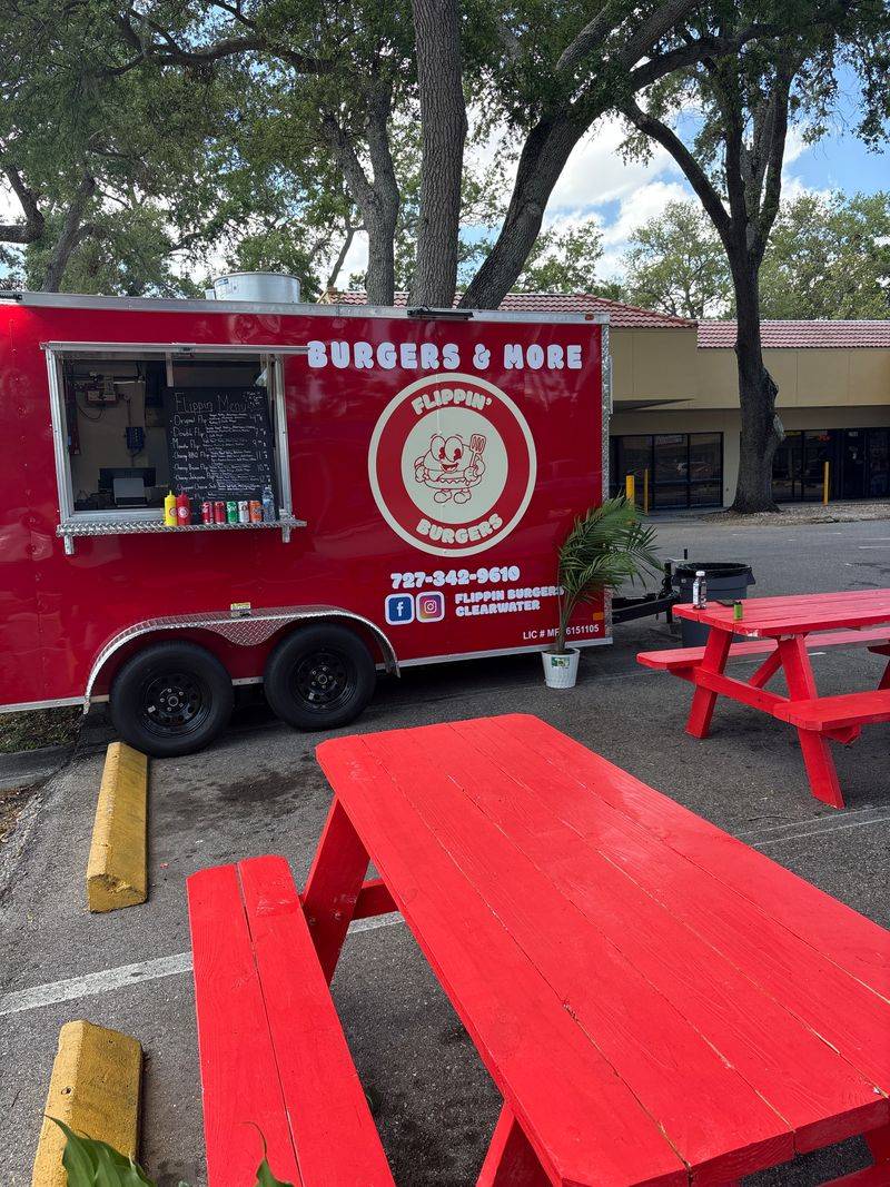 Flippin Burgers – Clearwater, FL