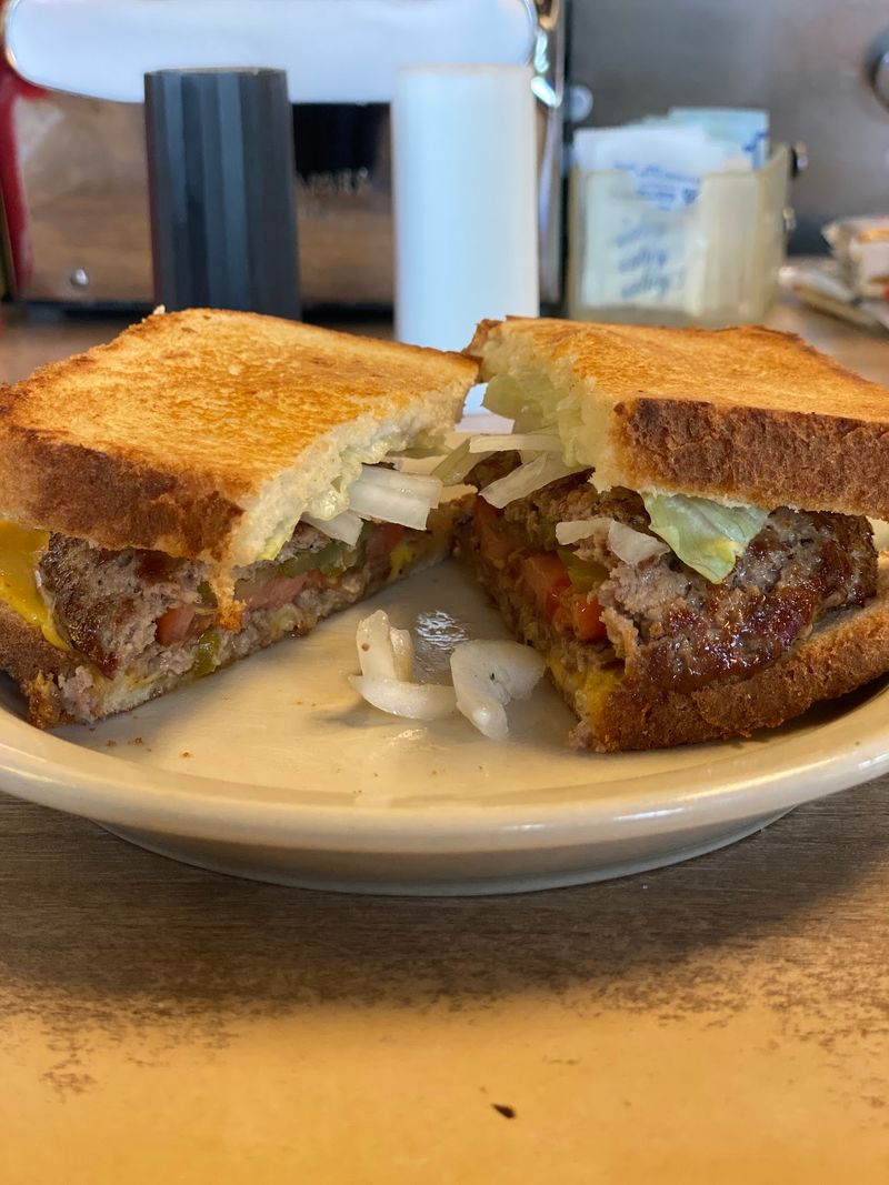Cheeseburger On Toast, The Quiet Showstopper