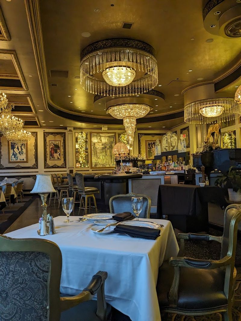 A Pittsburgh Institution With Decades of Dessert Credibility