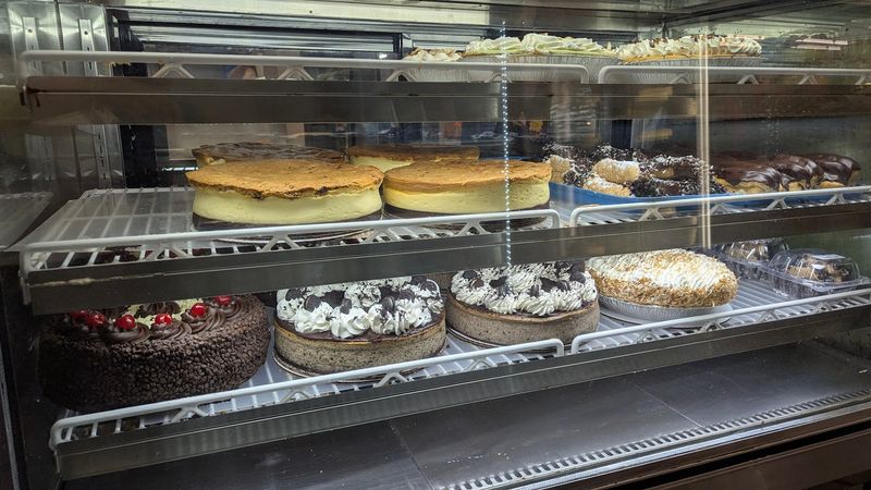 Cheesecake That Has People Talking From Ohio To Florida