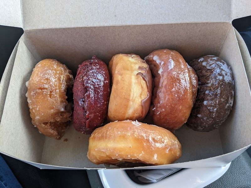 The Family Donut Shop (Hamtramck)