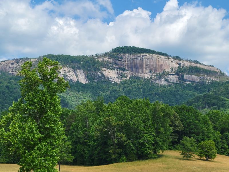 Cherokee Foothills Scenic Highway (SC-11) Cherokee Foothills Scenic Highway (SC-11)