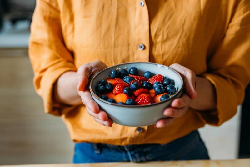 Berries: Sweet-Tasting Insulin Regulators