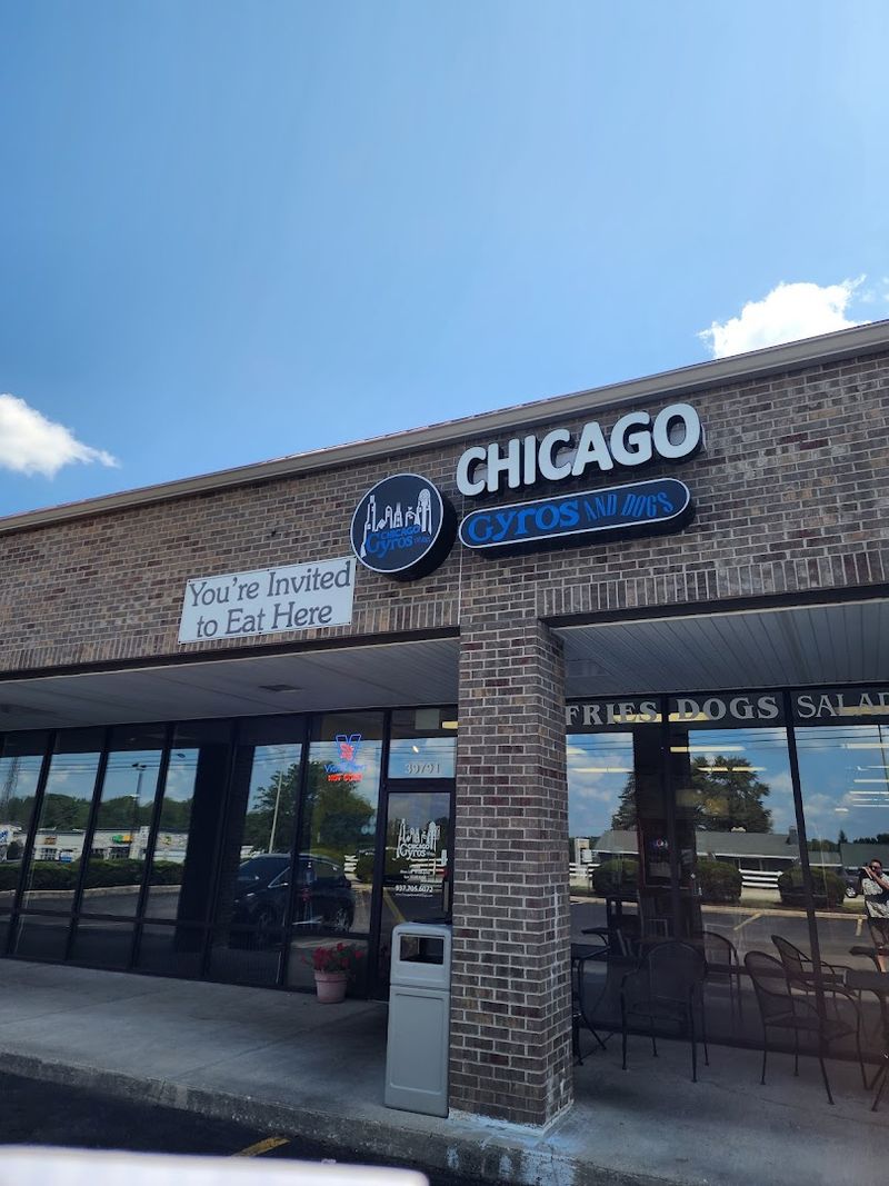 Chicago Gyros & Dogs, Beavercreek