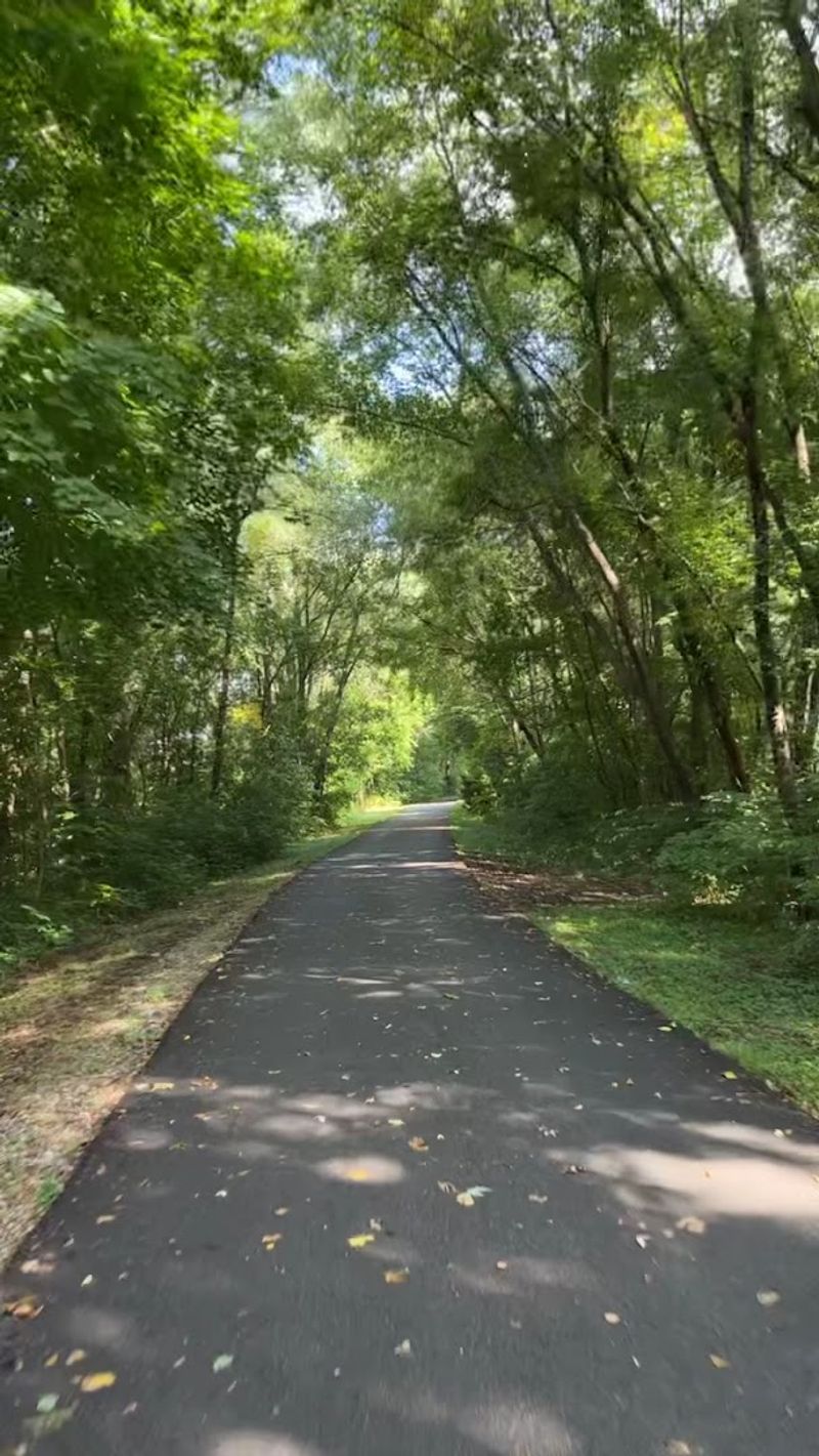 Fox River Trail, Kane and Kendall Counties