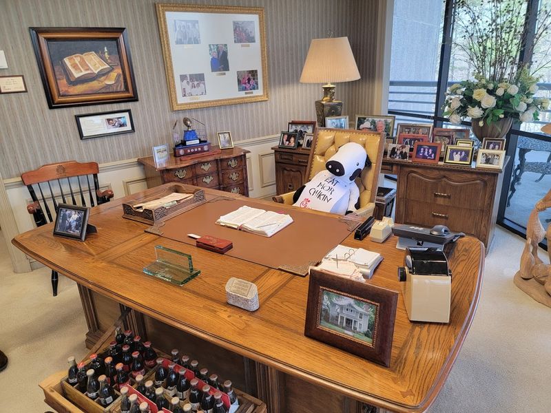 Chick-Fil-A Backstage Tour Chick-Fil-A Backstage Tour