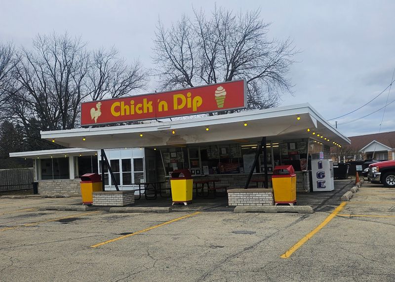 Chick-N-Dip, Hampshire, IL