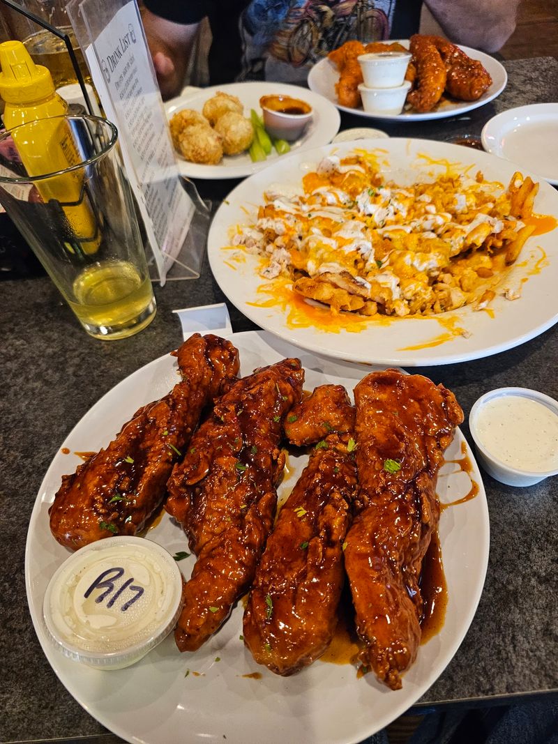 Chicken Lips Steal the Spotlight