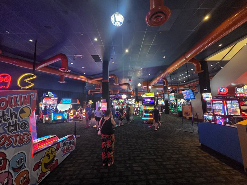 Dave & Buster’s – Kansas City