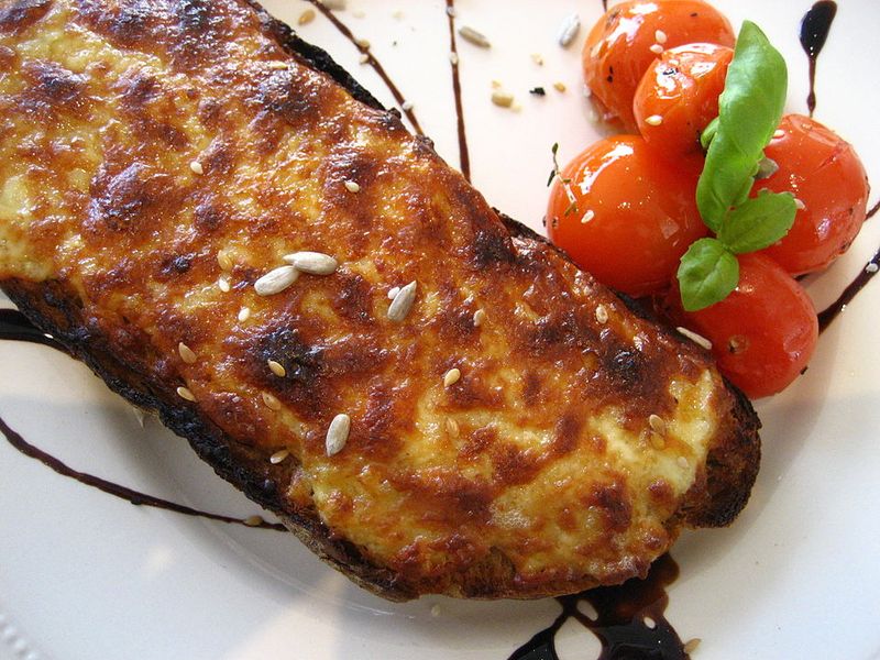 Welsh Rarebit on Toast Points