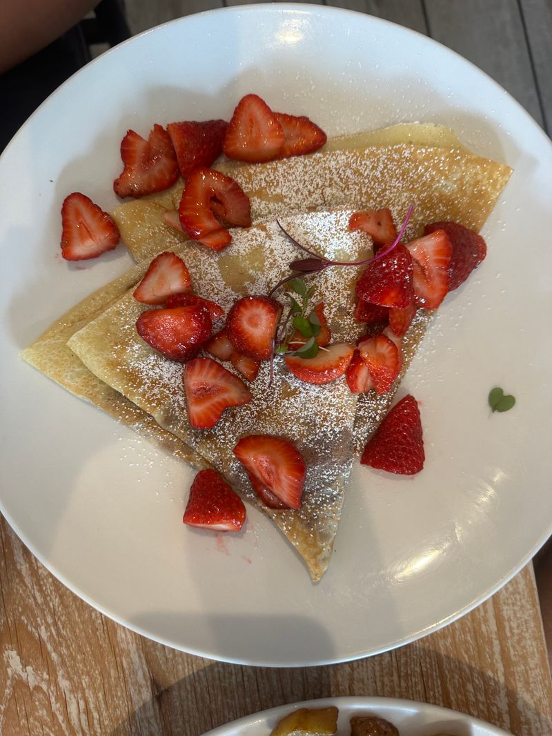 Seasonal Crepes That Change With Ohio Weather