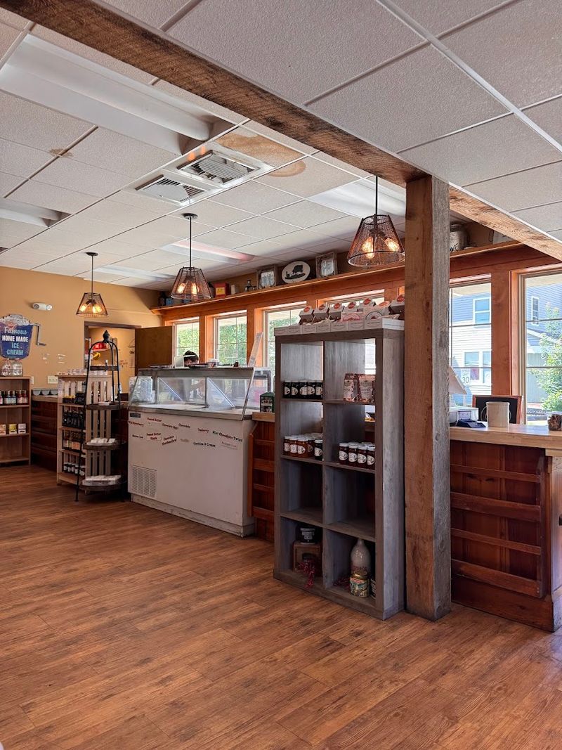 The Applesauce Is Apparently Legendary