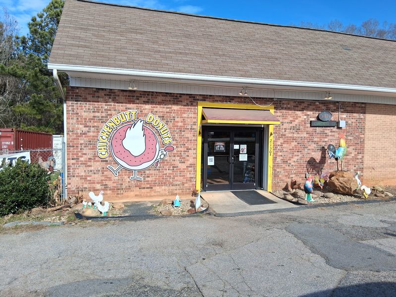 Chickenbutt Donuts, Chapin Chickenbutt Donuts, Chapin