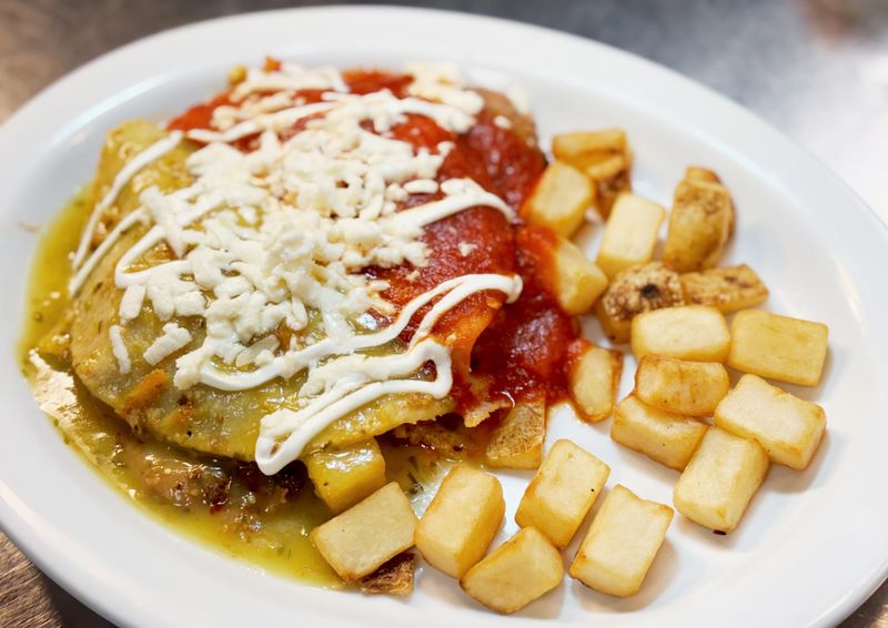 Chilaquiles And Enchiladas Worth The Detour