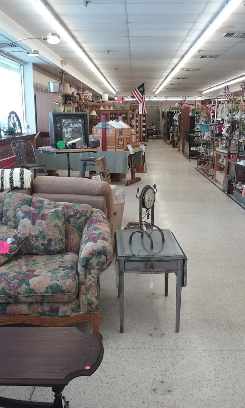 Planning Your Visit: Hours, Tips, and What to Know