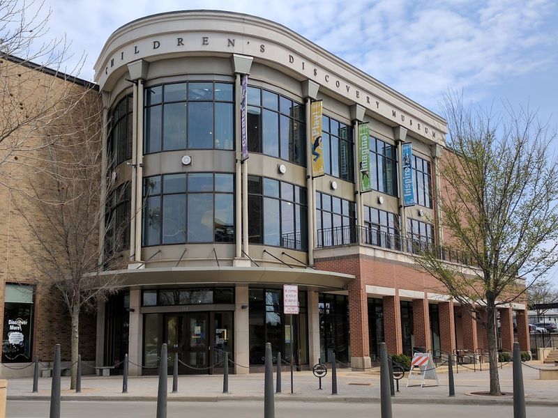 Children's Discovery Museum, Normal