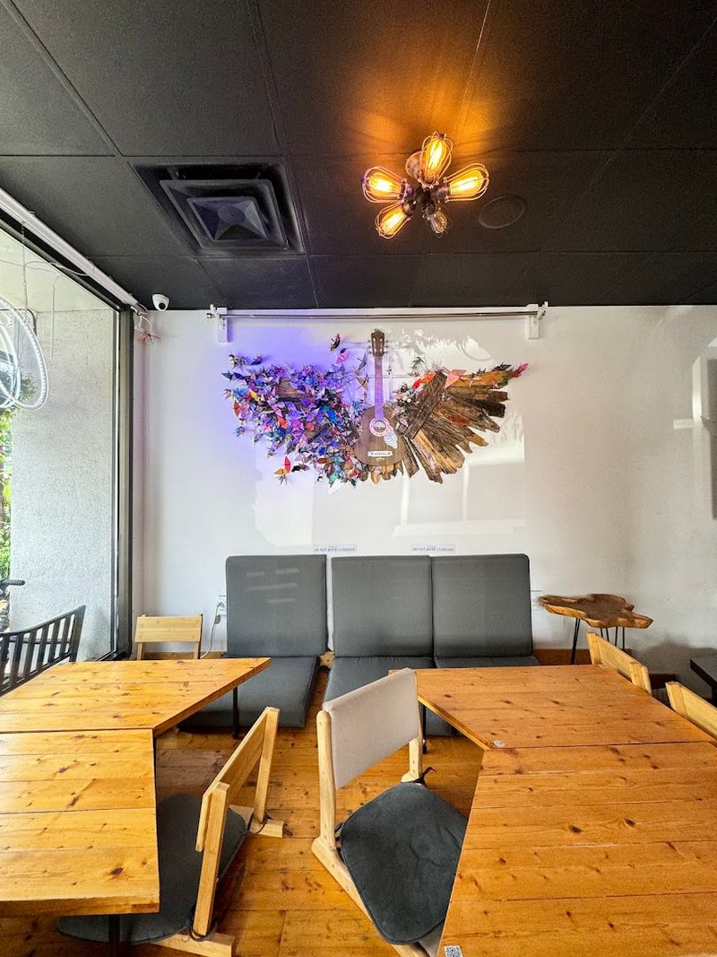 Chill Zone Cafe Becomes An Easy Favorite Fast