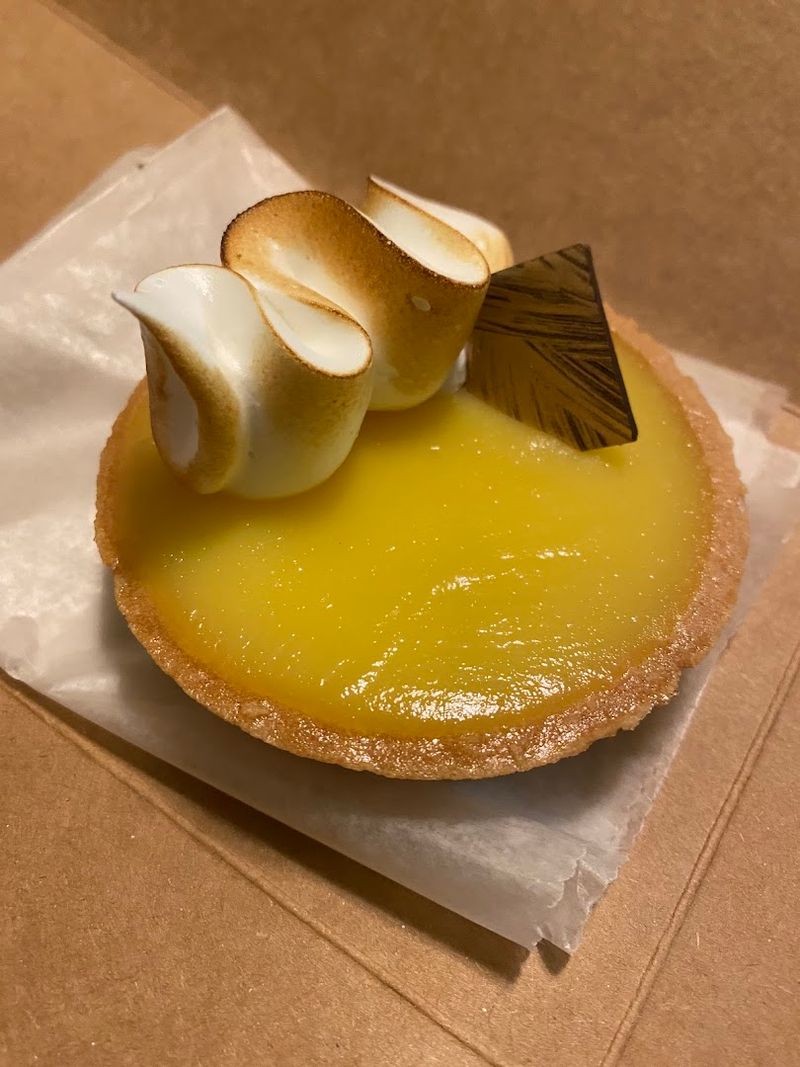 Lemon Tarts That Balance Sweet and Tart Perfectly