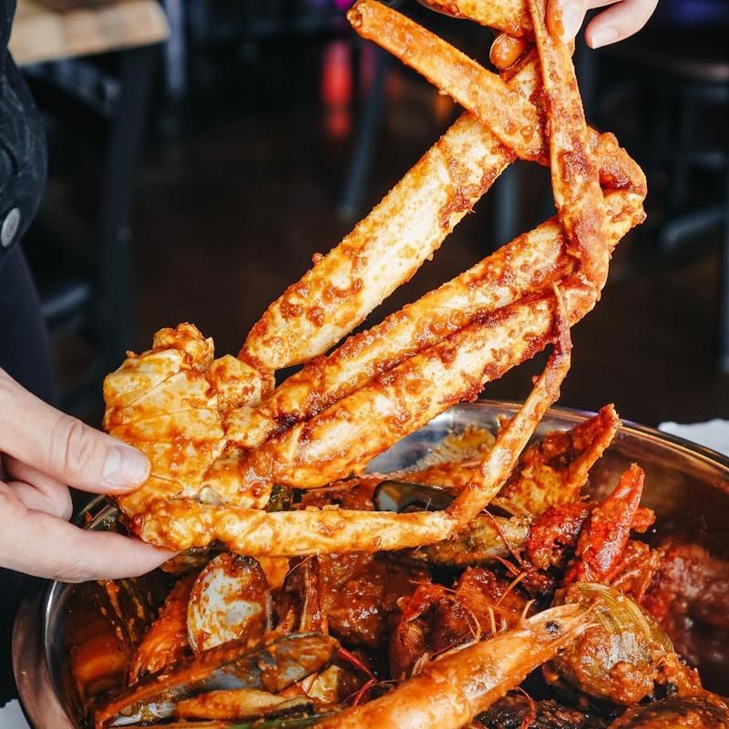 Choose Seasoning Before The Shared Order Gets Complicated Choose Seasoning Before The Shared Order Gets Complicated