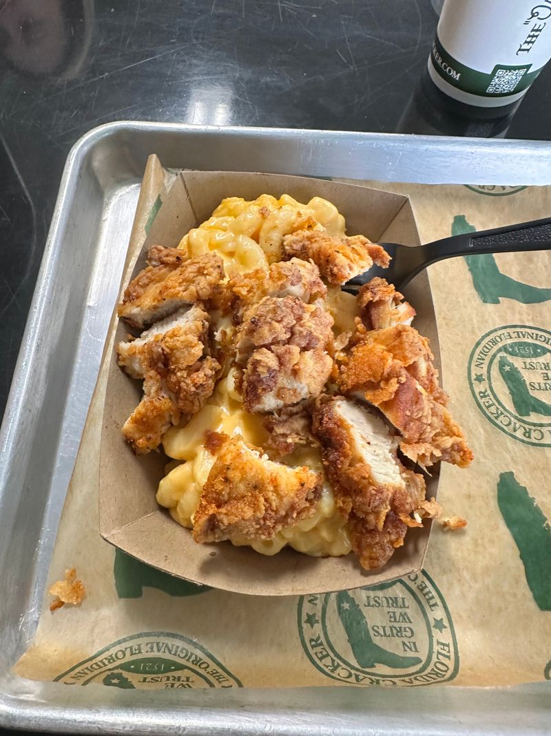 Mac And Cheese That Defines Comfort Food