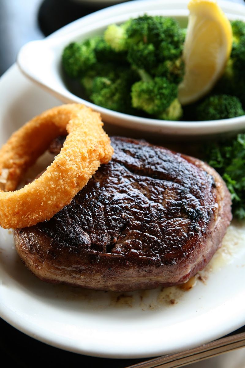 Chopped Sirloin Con Queso