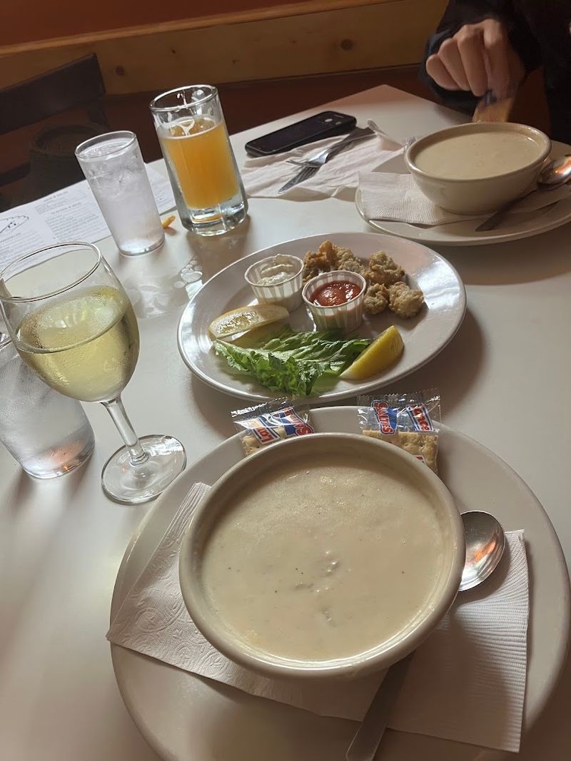Chowder Built For Chicago Nights