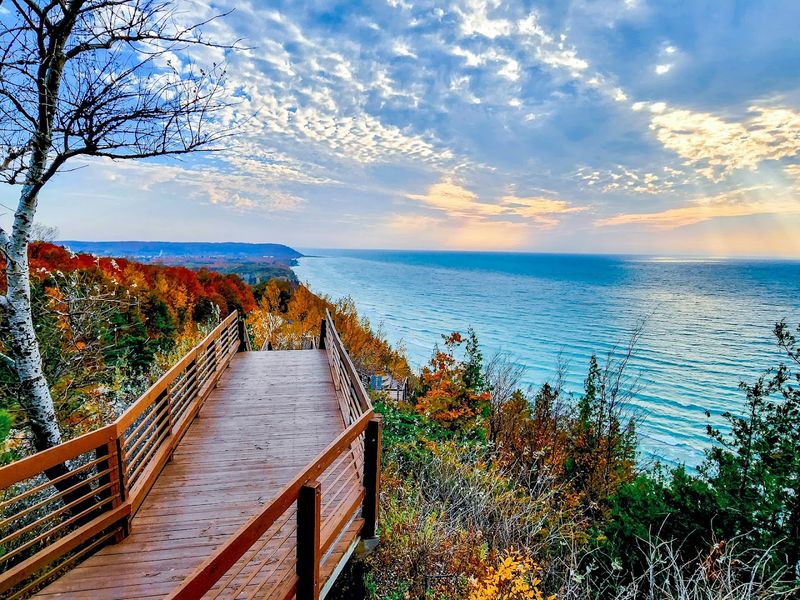 Arcadia Overlook, Arcadia