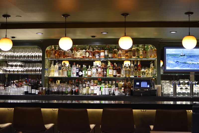 The New London Inn – Coach House Restaurant