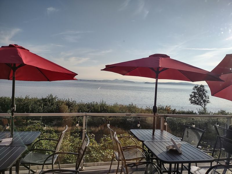 Chuckanut Manor Seafood & Grill